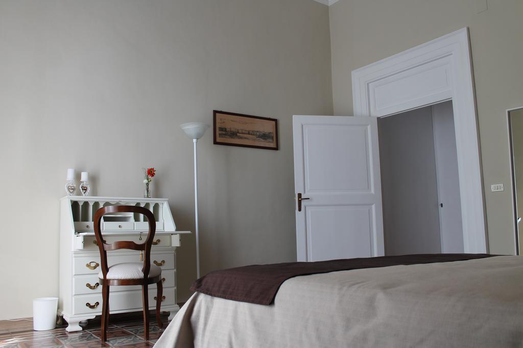 Palazzo Bianchi Domus Holidays Trani Dış mekan fotoğraf