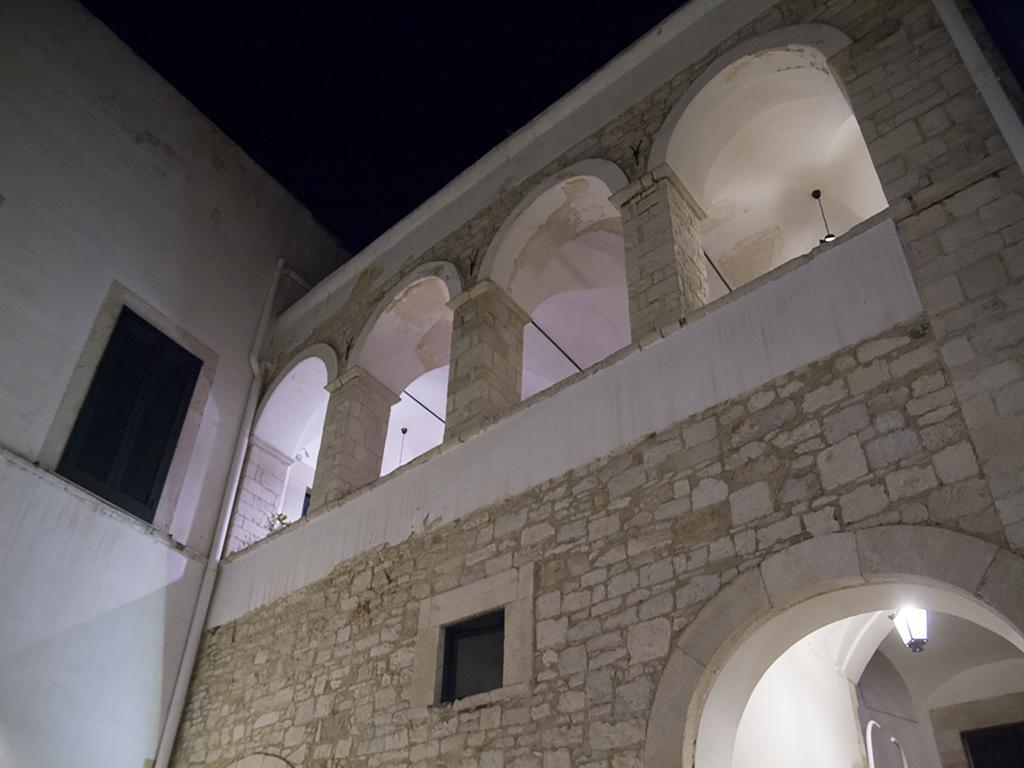 Palazzo Bianchi Domus Holidays Trani Dış mekan fotoğraf